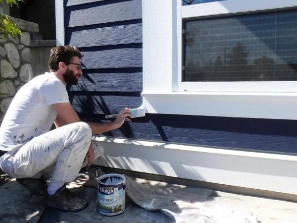 Exterior House Painting Service Company Near Me in Surrey BC 1
